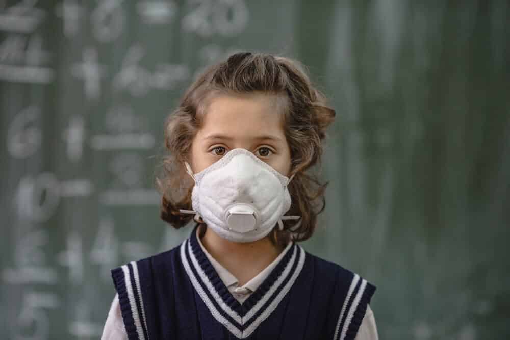 Agencje ochrony środowiska edukują o smogu dzieci oraz młodzież. Program EAŚ działa w 10 państwach Unii