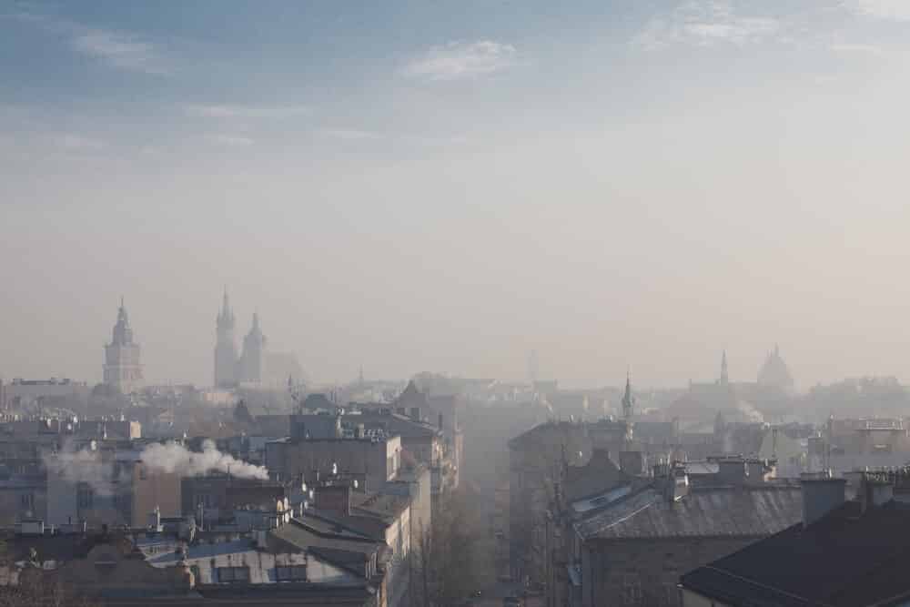 Już od 1 września całkowity zakaz palenia węglem i drewnem. To pierwsze takie miasto w Polsce