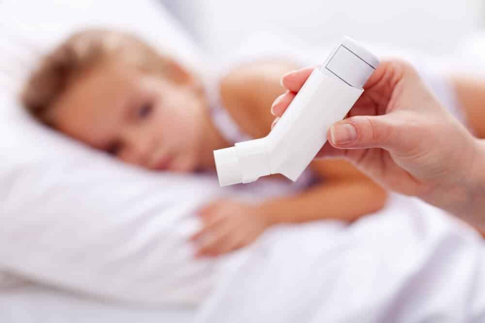 Można uniknąć 67 tysięcy zachorowań dzieci na astmę. Wystarczy zadbać o powietrze