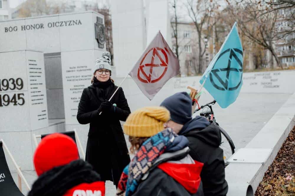 Pod Sejmem głodówka dla klimatu z prostym przekazem do polityków Mówcie prawdę i działajcie teraz