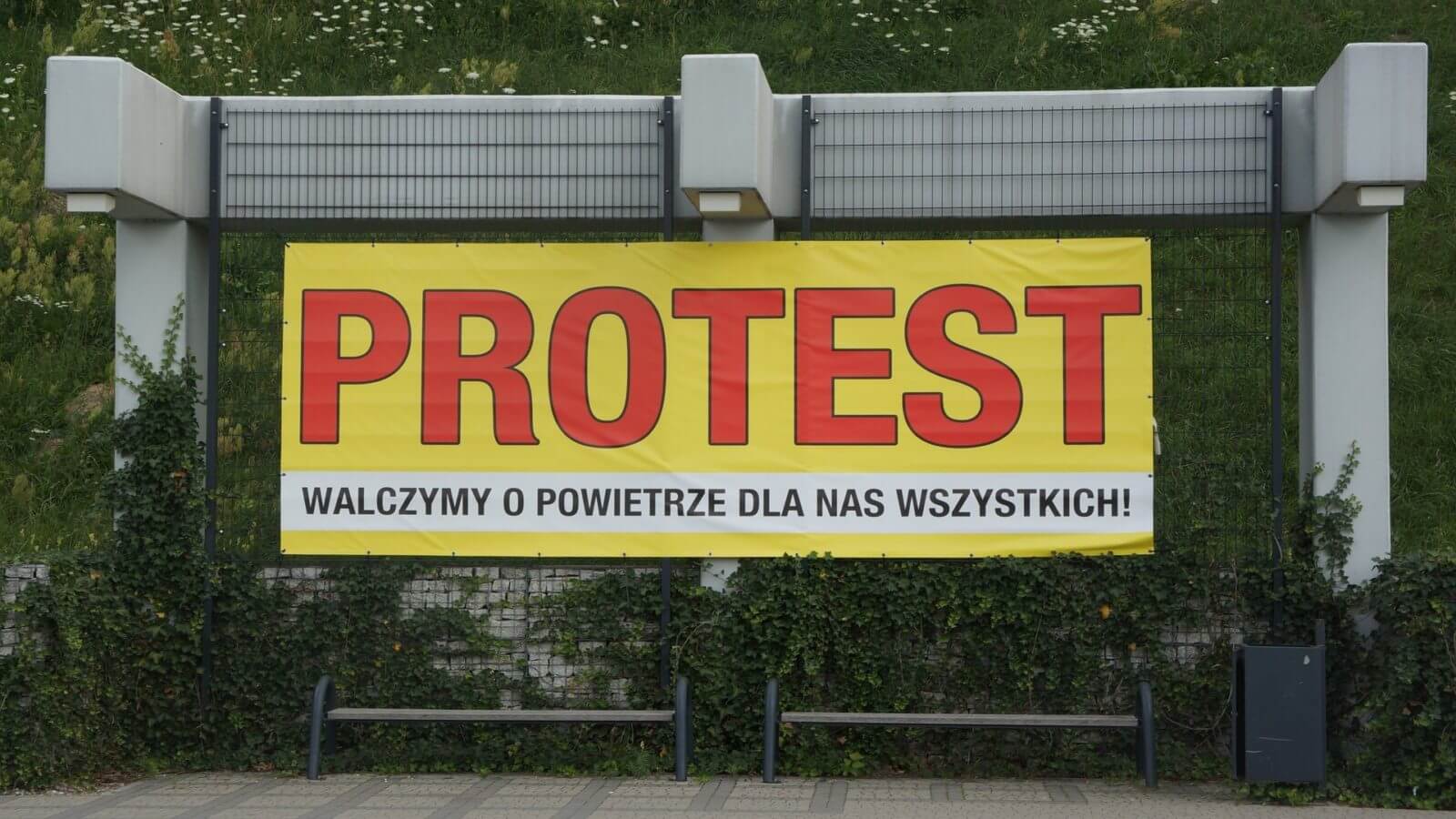 mielec. protest. kronospan|