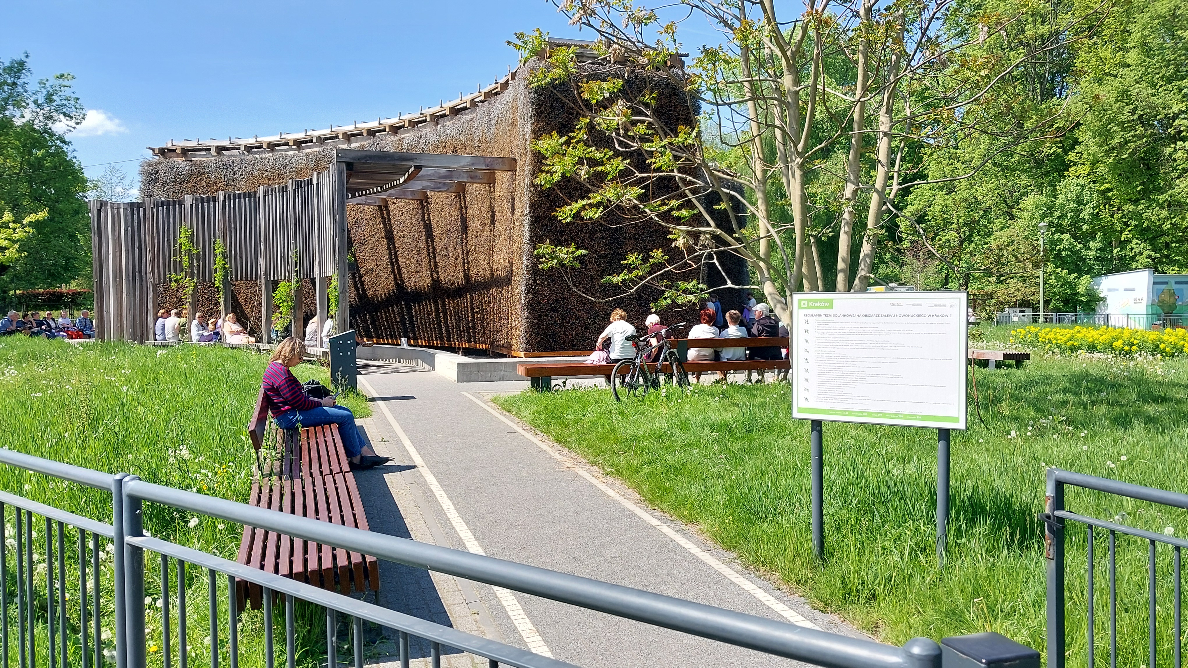 Tężnie to miejski hit. Naukowcy: w środku bakterie, grzyby i gronkowce