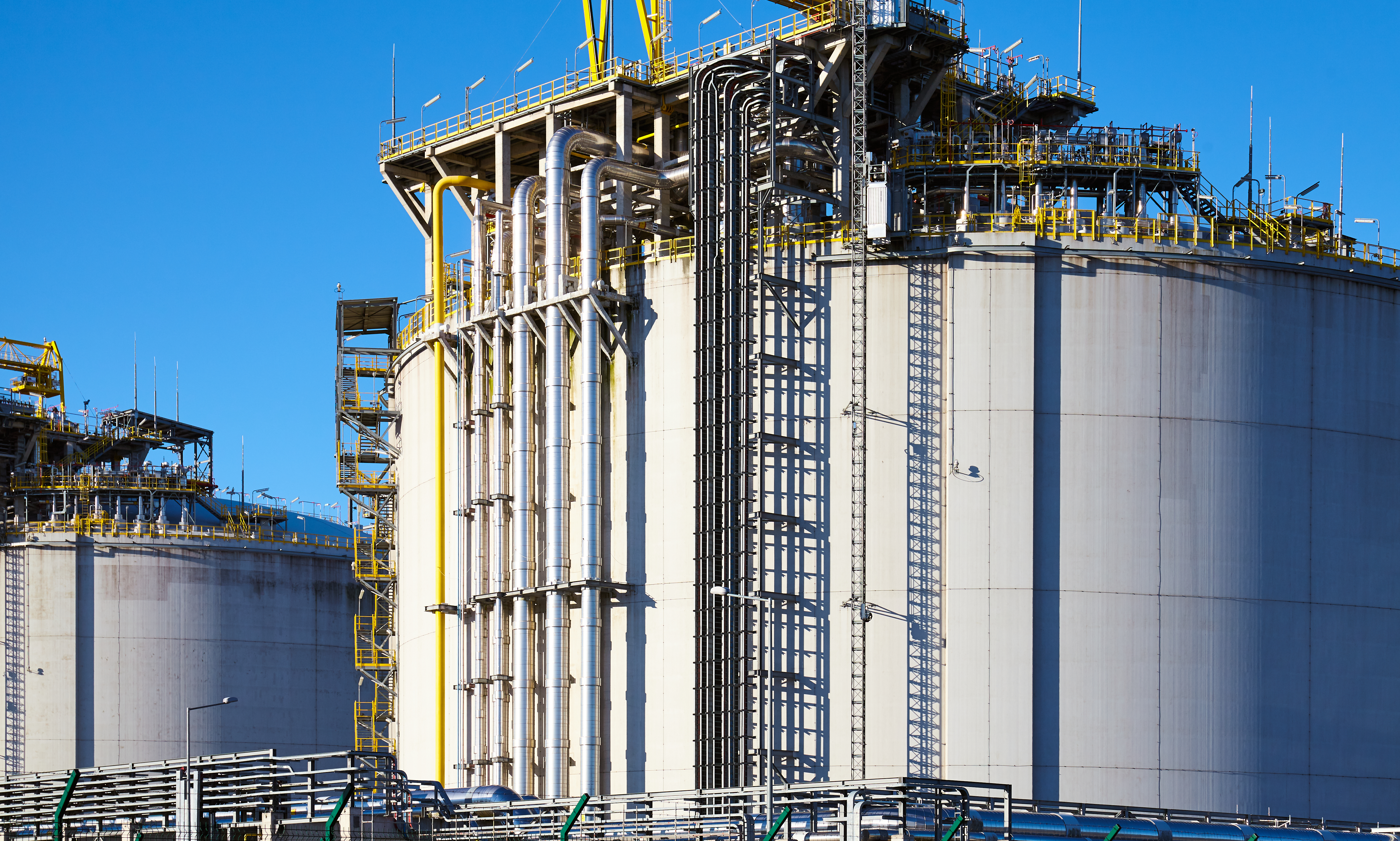 Europa kończy z rosyjskim gazem, ropą i uranem. „Nie będziecie nas dłużej szantażować”