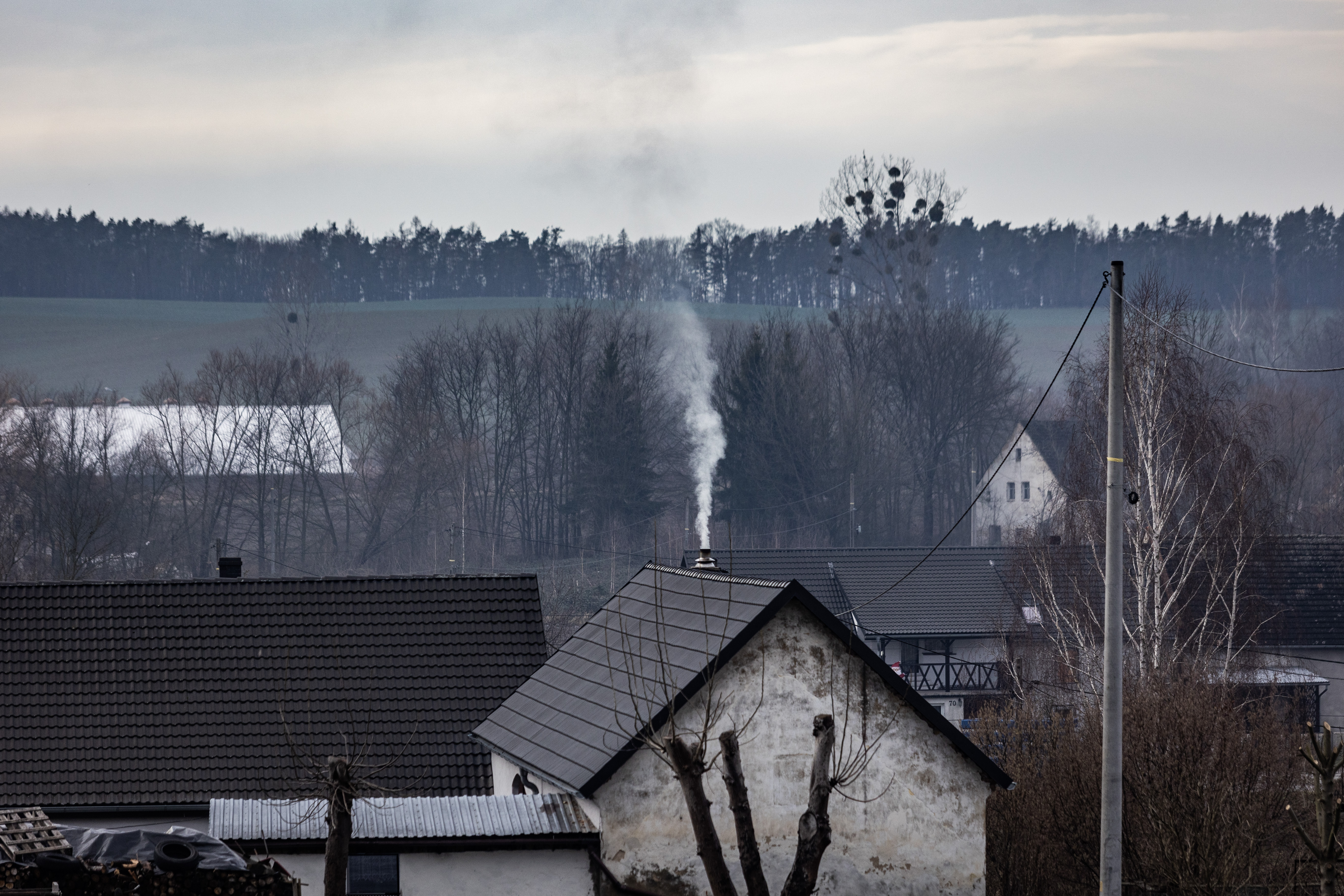 Mają najgorsze powietrze w Polsce. Oto smogowi rekordziści