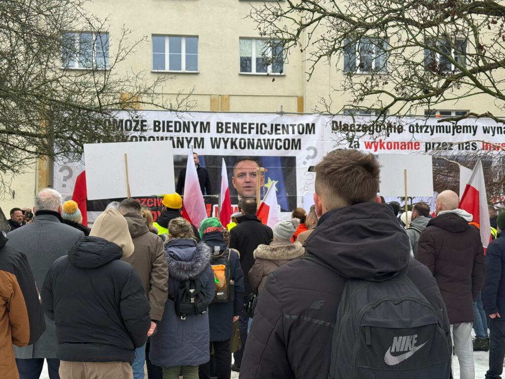 Gorąco pod ministerstwem. „To się skończy ludzkimi dramatami”