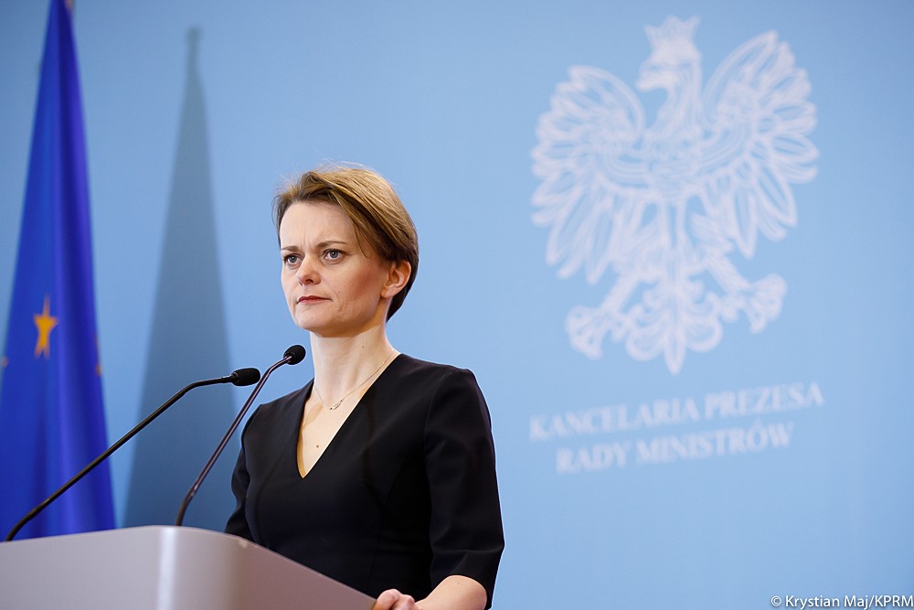 Była minister w rządzie PiS odpowiada Czarnkowi: Nie powinno być wyboru „węgiel albo OZE”