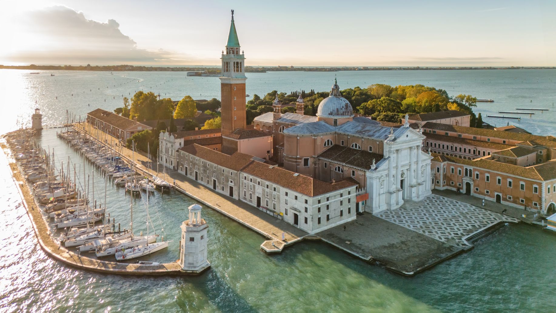 Planujesz wakacje we Włoszech? Uwaga na kanibalistyczną galaretnicę