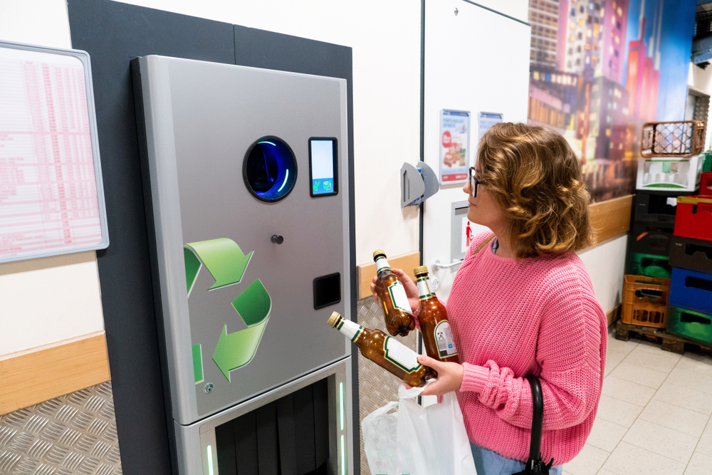 System kaucyjny jak karuzela VAT? Demagog sprawdza, skąd wzięło się to porównanie